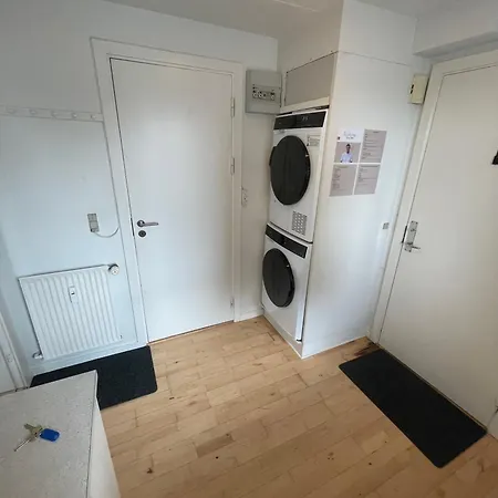 Apartment W Parking Possibility, Netflix & Near Attractions