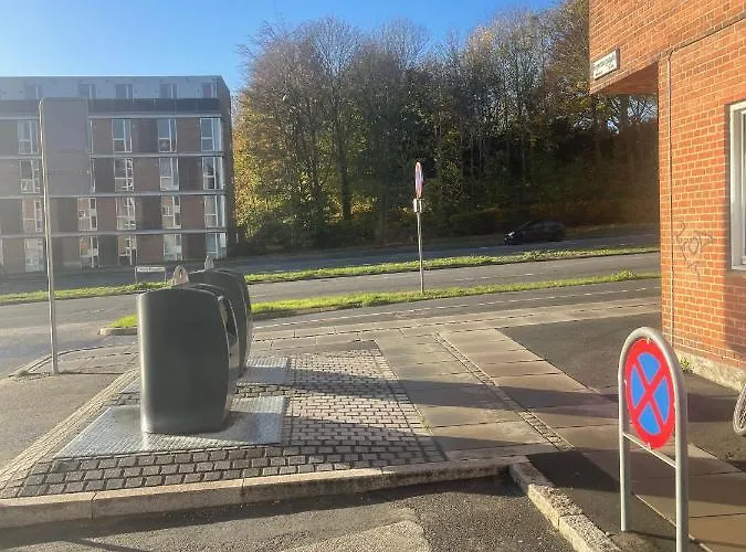 W Parking Possibility, Netflix & Near Attractions Apartament Århus
