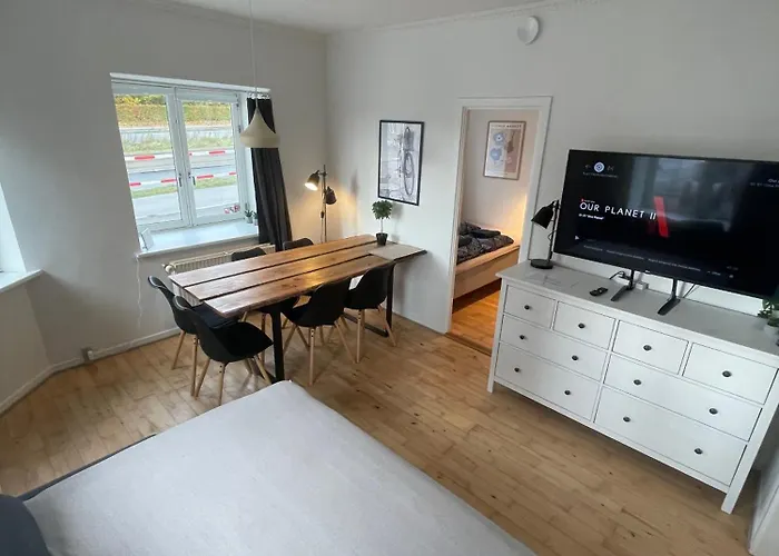 W Parking Possibility, Netflix & Near Attractions Apartament